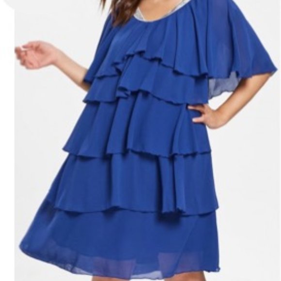 Semi-Formal Dress - Picture 1 of 1